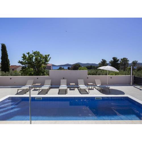 Holiday Home Luxury Sea View by Interhome