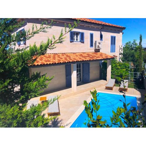 Holiday Home Mala by Interhome
