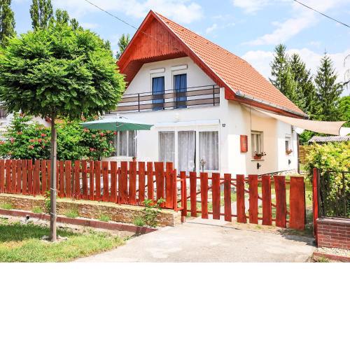 Holiday Home Margaret by Interhome
