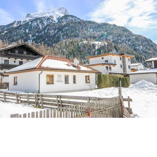 Holiday Home Margret by Interhome