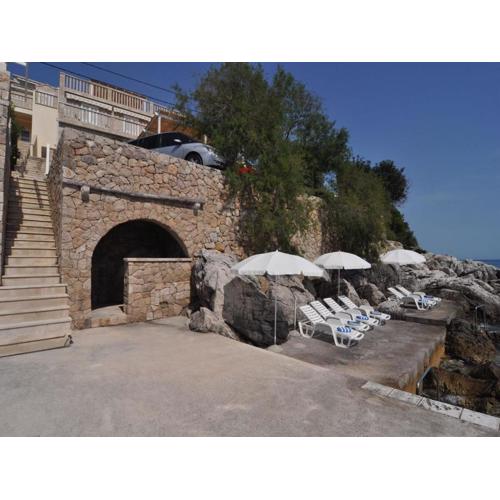 Holiday home Marina- beachfront, sea view and free parking
