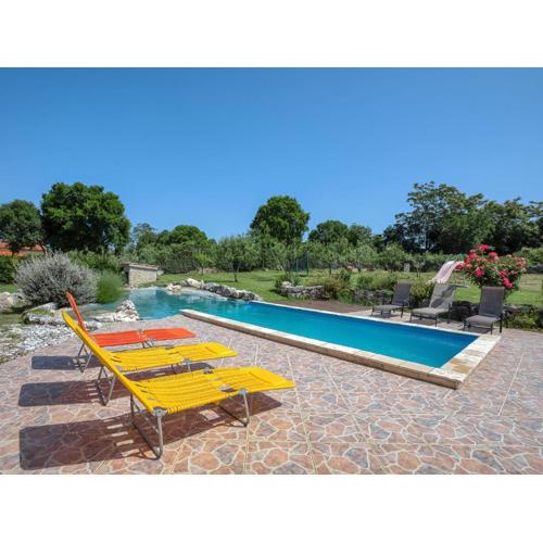 Holiday Home Mario 1 by Interhome