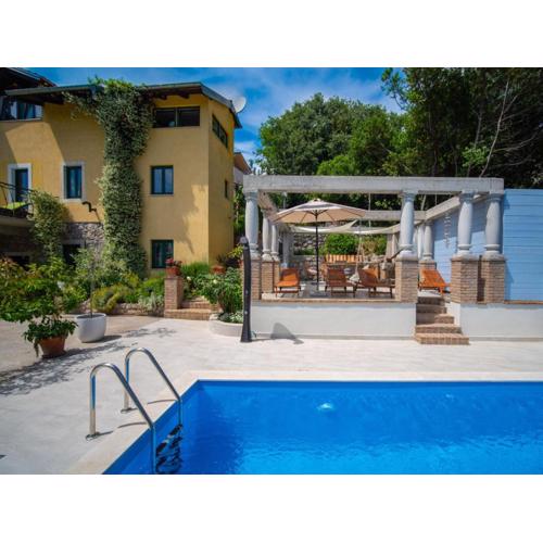 Holiday Home Nika by Interhome