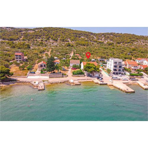 Holiday Home Obal,k,p,kresimira Iv, Ii