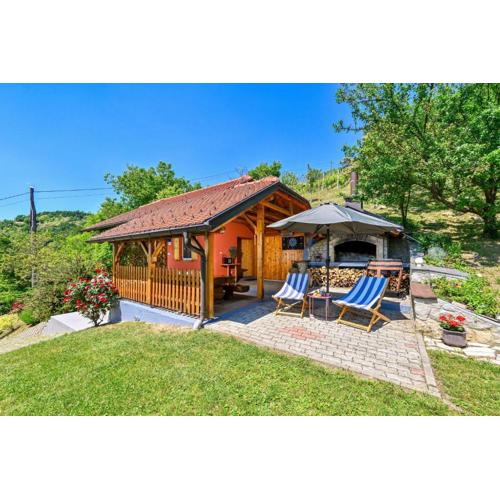 Holiday home Pavic with jacuzzi and sauna