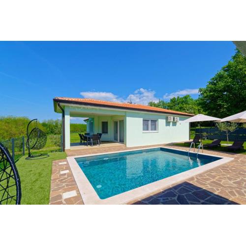 Holiday Home Petar by Rent Istria