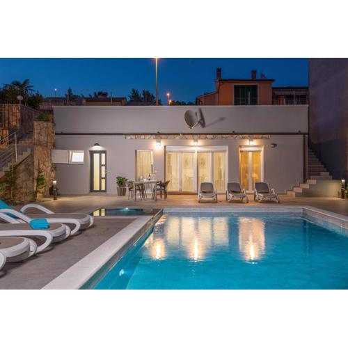 Holiday Home Quadro Rabac