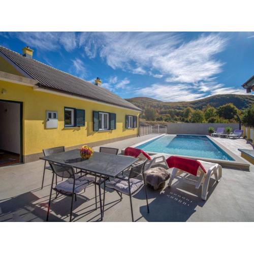 Holiday Home Saulja by Interhome