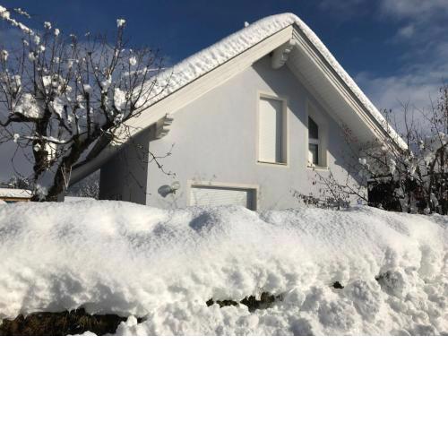 Holiday Home Seehaus Blue Faak by Interhome