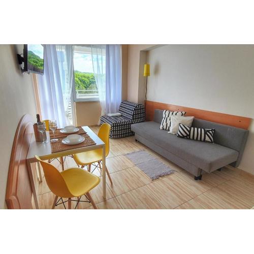 Holiday Home SLAVIA NEW 600 z balkonem przy plaży