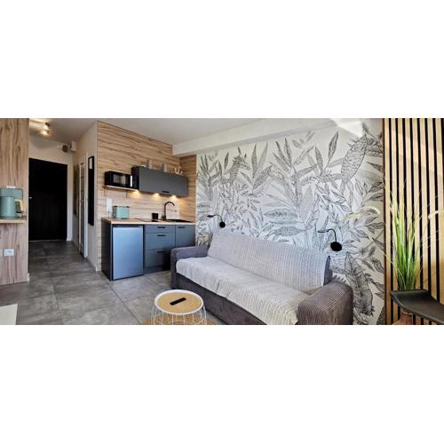 HOLIDAY HOME Slavia New 605 przy plaży z balkonem i widokiem na morze