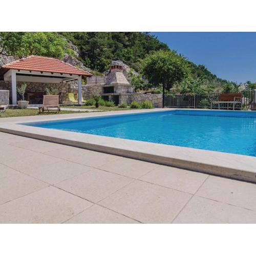Holiday Home Stari Zoganj - Two Bedroom Holiday Home with Terrace and Swimming Pool