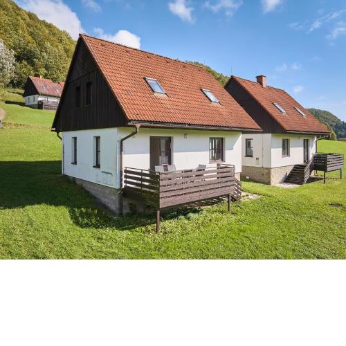 Holiday Home Stárkov by Interhome
