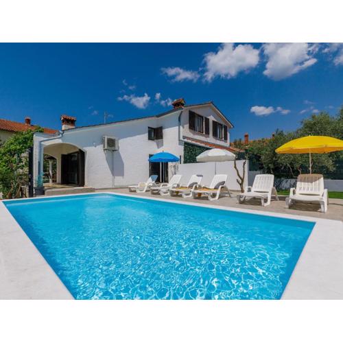 Holiday Home Suncana by Interhome