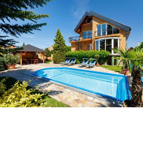 Holiday Home Szabo by Interhome