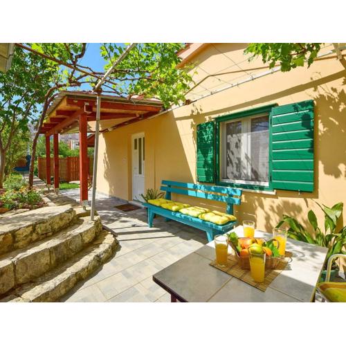 Holiday Home Taja by Interhome