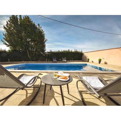 Holiday Home Tuta by Interhome