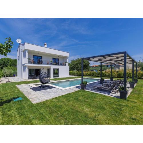 Holiday Home Villa Essea by Interhome