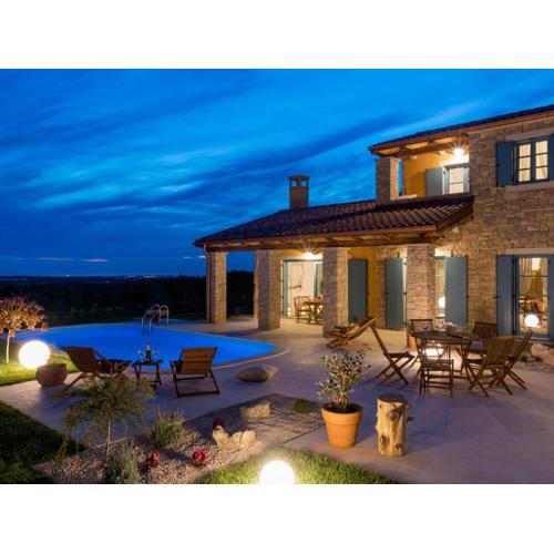 Holiday Home Villa Figlica by Interhome