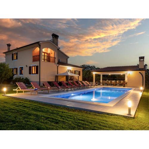 Holiday Home Villa Helena by Interhome