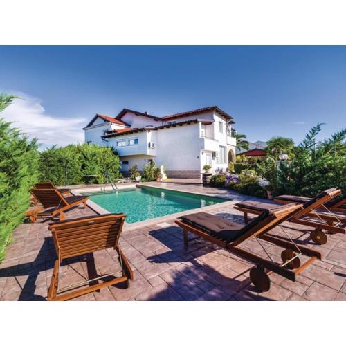 Holiday Home Villa Ksenija