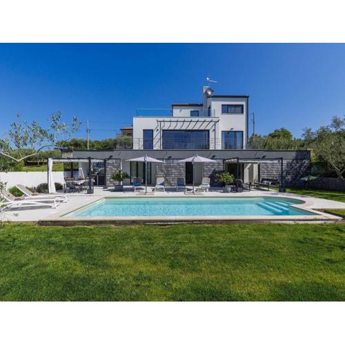 Holiday Home Villa Sonja by Interhome
