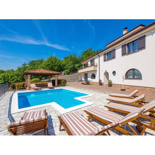 Holiday Home Villa Toni by Interhome