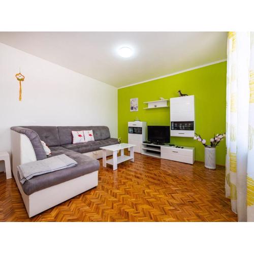 Holiday Home Villa Vesna Lux