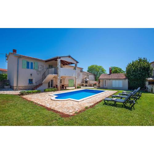 Holiday Home Vodnjan With A Fireplace 203