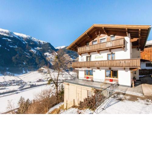 Holiday home with wonderful views