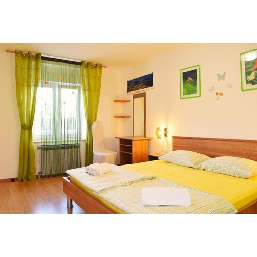 Holiday House Danica