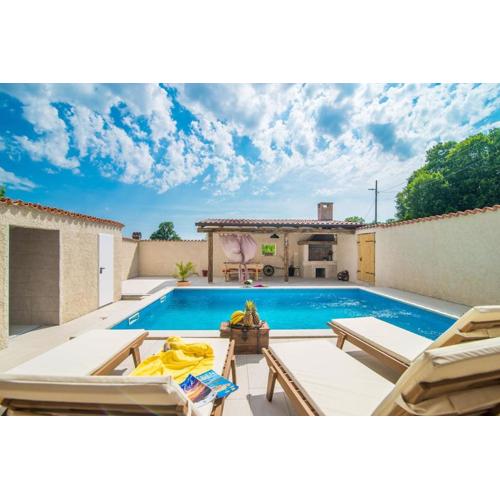Holiday house Eleonora