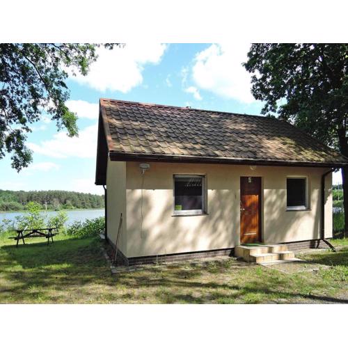 Holiday House in Szczecin at the lake with parking space for 4 persons