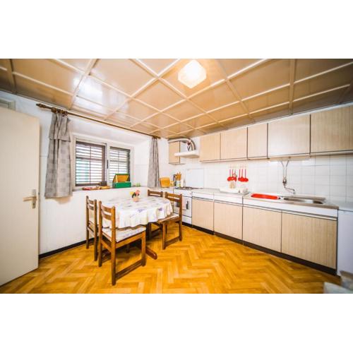 Holiday house in Zrnovo with terrace, air conditioning, WiFi 3709-2