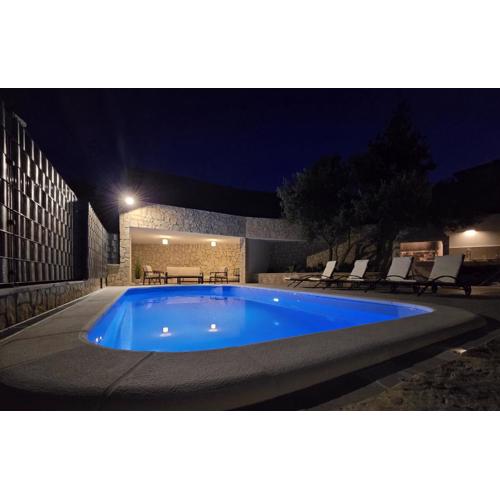 Holiday House Jakasa