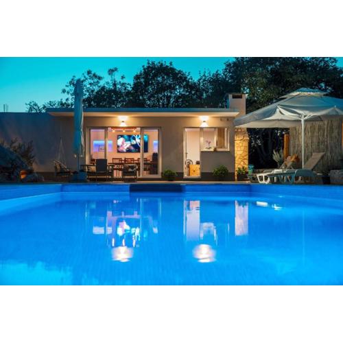 Holiday House Leonarda