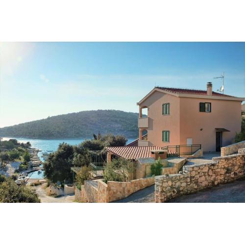 Holiday house Tender near Trogir, jacuzzi