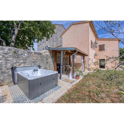Holiday House Vili