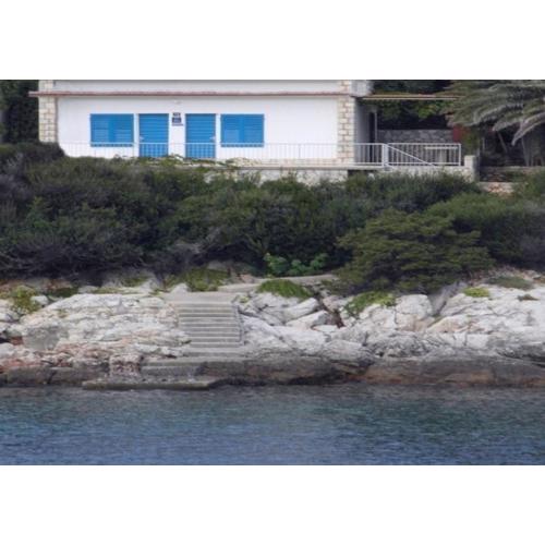 Holiday House Vis Pavic