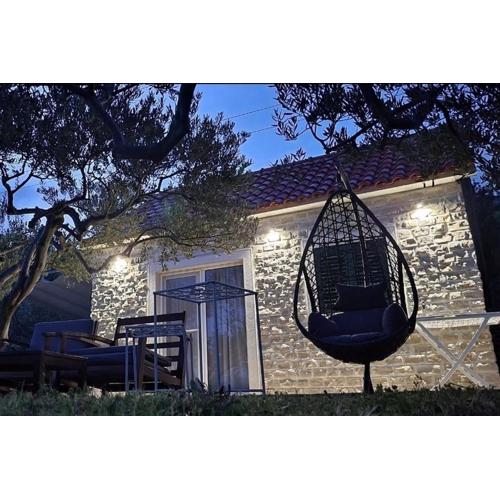 Holiday house with a parking space Bol, Brac - 23788