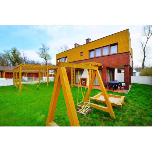 Holiday house with private garden, Sarbinowo