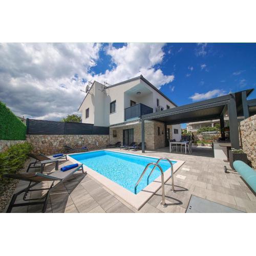Holiday house ZOROO with private pool