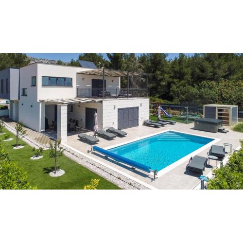 Holiday Villa Olive Tree