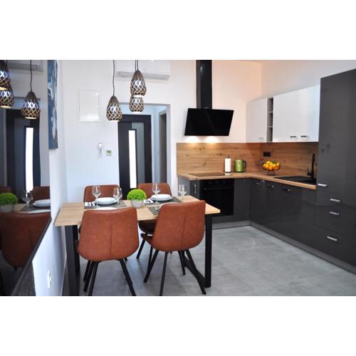 Hollywood apartment