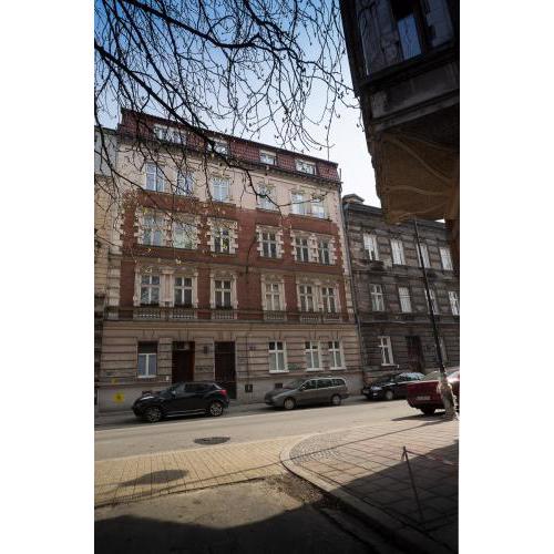 Home in Krakow Silvio's Apartments