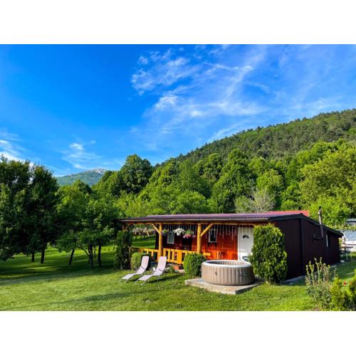 Home La Sierra with JACUZZI
