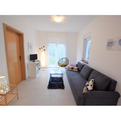 Home with terrace and swimming pool for use