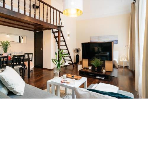 Honey Apartment - LoftAffair