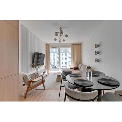 Horizon 63 Superior by Grand Apartments