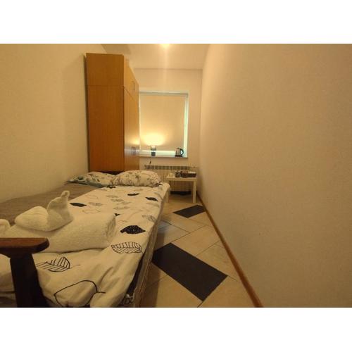 Hostel 01